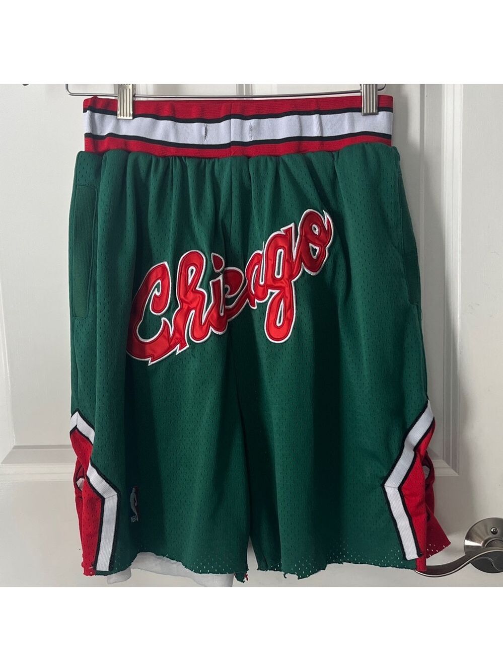 Just Don Chicago Bulls Green 2008-2009 Shorts XXL